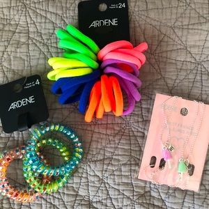 ARDENE Pack ✨ Hair ties and BFF Popsicle Necklaces